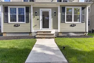 18 Walnut St, Summit, NJ 07901 - Photo 1