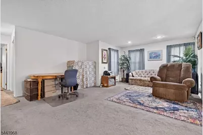 130 Hatfield Ln, East Brunswick Township, NJ 08816 - Photo 7