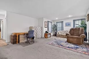 130 Hatfield Ln, East Brunswick Township, NJ 08816 - Photo 7