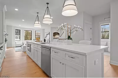147 Central #14, Old Tappan, NJ 07675 - Photo 7
