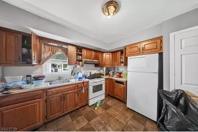 18 Fisher Ave, Bound Brook, NJ 08805 - Photo 29