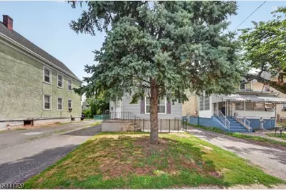 18 Fisher Ave, Bound Brook, NJ 08805 - Photo 3