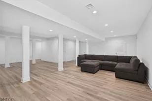 310 Campbell St, Woodbridge Township, NJ 07095 - Photo 25