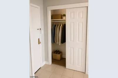 285 Aycrigg Avenue #20C, Passaic, NJ 07055 - Photo 5
