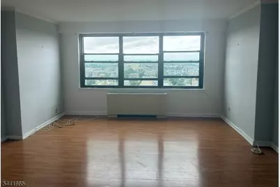 285 Aycrigg Avenue #20C, Passaic, NJ 07055 - Photo 1