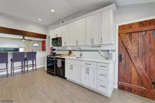 16 Boulevard Ave, Wanaque, NJ 07420 - Photo 9