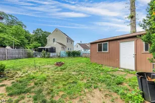 16 Boulevard Ave, Wanaque, NJ 07420 - Photo 19