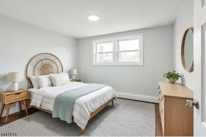 20 Edwin Pl, Newark, NJ 07112 - Photo 11