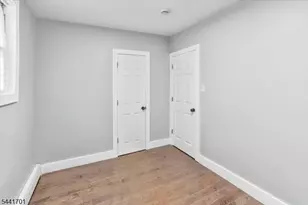 22 Edwin Pl, Newark, NJ 07112 - Photo 19