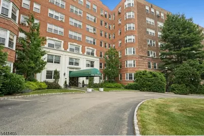 10 Crestmont Rd #2N, Montclair, NJ 07042 - Photo 19