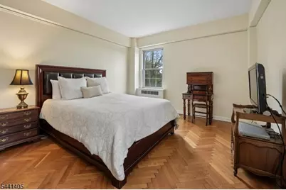 10 Crestmont Rd #2N, Montclair, NJ 07042 - Photo 15