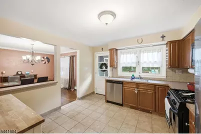 19 Fredericks St, Wanaque, NJ 07465 - Photo 17