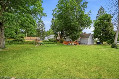 19 Fredericks St, Wanaque, NJ 07465 - Photo 47