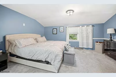 19 Fredericks St, Wanaque, NJ 07465 - Photo 27