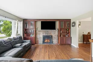19 Fredericks St, Wanaque, NJ 07465 - Photo 9