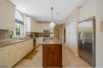 23 Deer Path, Hillsborough Township, NJ 08844 - Photo 11