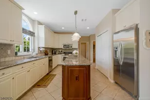 23 Deer Path, Hillsborough Township, NJ 08844 - Photo 11