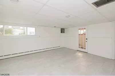 287 Atlantic Dr, Parsippany, NJ 07054 - Photo 29