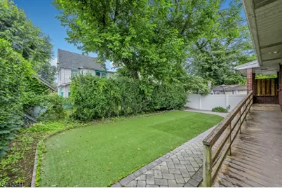 21 E Central Ave, Bergenfield, NJ 07621 - Photo 23
