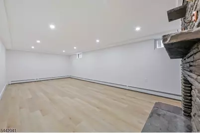 21 E Central Ave, Bergenfield, NJ 07621 - Photo 13