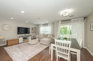 92 Carter Rd, Wanaque, NJ 07420 - Photo 9
