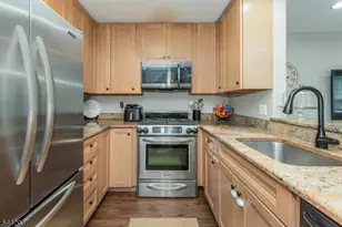92 Carter Rd, Wanaque, NJ 07420 - Photo 5