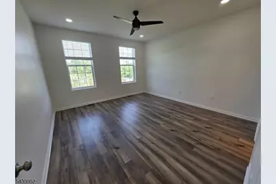 82 Depot Way, Dunellen, NJ 08812 - Photo 13