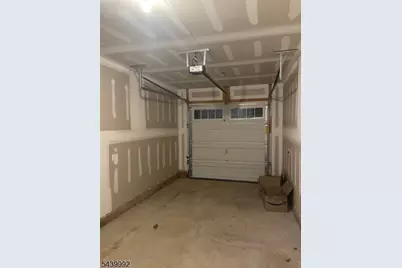 82 Depot Way, Dunellen, NJ 08812 - Photo 15