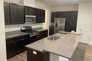 82 Depot Wy, Dunellen, NJ 08812 - Photo 9