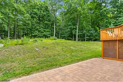 65 Fawnridge Dr, Washington Township, NJ 07853 - Photo 31
