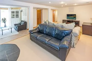 65 Fawnridge Dr, Washington Township, NJ 07853 - Photo 19