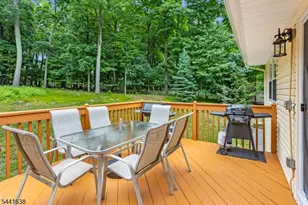 65 Fawnridge Dr, Washington Township, NJ 07853 - Photo 29