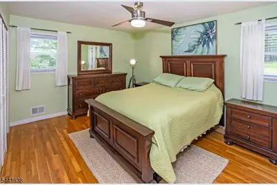65 Fawnridge Dr, Washington Township, NJ 07853 - Photo 13
