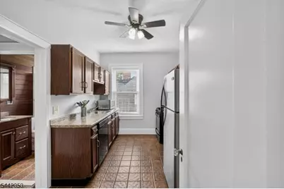 16 Forest St C6302, Montclair Twp., NJ 07042 - Photo 19