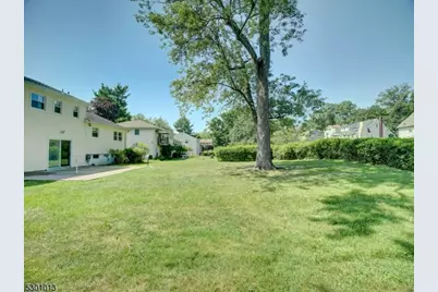 17 Brook Pl, West Orange Township, NJ 07052 - Photo 21