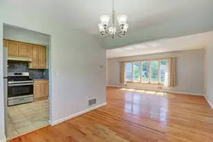 17 Brook Pl, West Orange Township, NJ 07052 - Photo 7