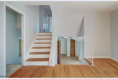 17 Brook Pl, West Orange Township, NJ 07052 - Photo 5