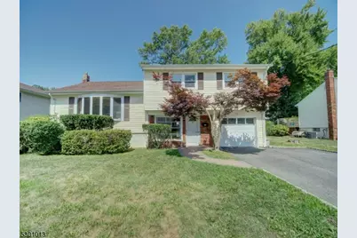 17 Brook Pl, West Orange Township, NJ 07052 - Photo 1