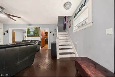 217 Sheridan Ave, Roselle Park, NJ 07204 - Photo 15