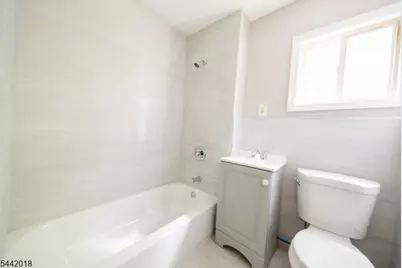 131 S 8th St #1, Newark, NJ 07107 - Photo 7
