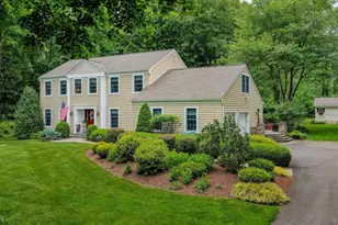 18 Glen Ridge Dr, Washington Township, NJ 07853 - Photo 3