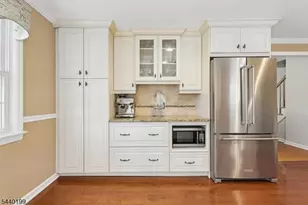 2556 Mountain Ave, Scotch Plains Township, NJ 07076 - Photo 3