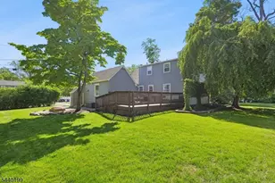 2556 Mountain Ave, Scotch Plains Township, NJ 07076 - Photo 19