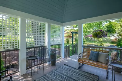 69 W Oak St, Bernards Township, NJ 07920 - Photo 21