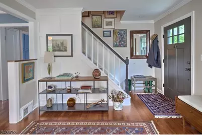 69 W Oak St, Bernards Township, NJ 07920 - Photo 9
