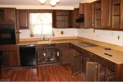 29 Elba Ave, Hopatcong, NJ 07843 - Photo 13