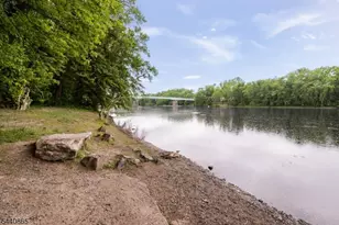17 Decatur St, Knowlton Township, NJ 07832 - Photo 5