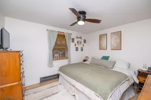 17 Decatur St, Knowlton Township, NJ 07832 - Photo 23