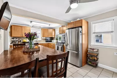 523 Harrison Pl, Linden, NJ 07036 - Photo 7