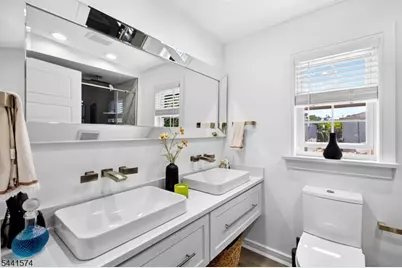 523 Harrison Pl, Linden, NJ 07036 - Photo 13